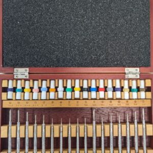 Schraubendreher-Set in Holzbox mit Ersatzklingen