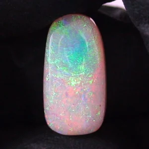 7,79 ct. Boulder Pipe Opal aus Australien