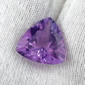 Violetter Amethyst 4,52 ct Triangular Cut