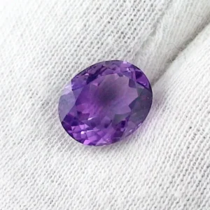 Violetter Amethyst 3,73 ct Oval Portuguese Cut