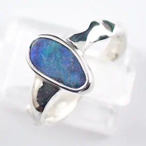 935er Silberring mit 0,86 ct Boulder Opal in Ringgröße 54