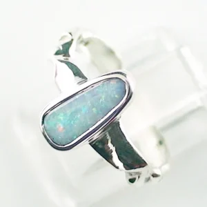 935er Silberring mit 0,70 ct White Opal in Ringgröße 54