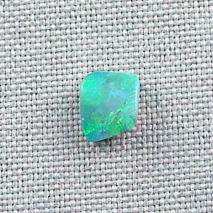 Lightning Ridge Black Crystal Opal 1,88 ct Grüner Vollopal