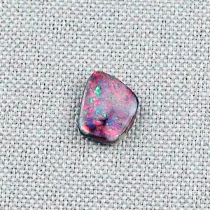 Boulder Opal 2,22 ct Opaledelstein Multicolor Pinfire
